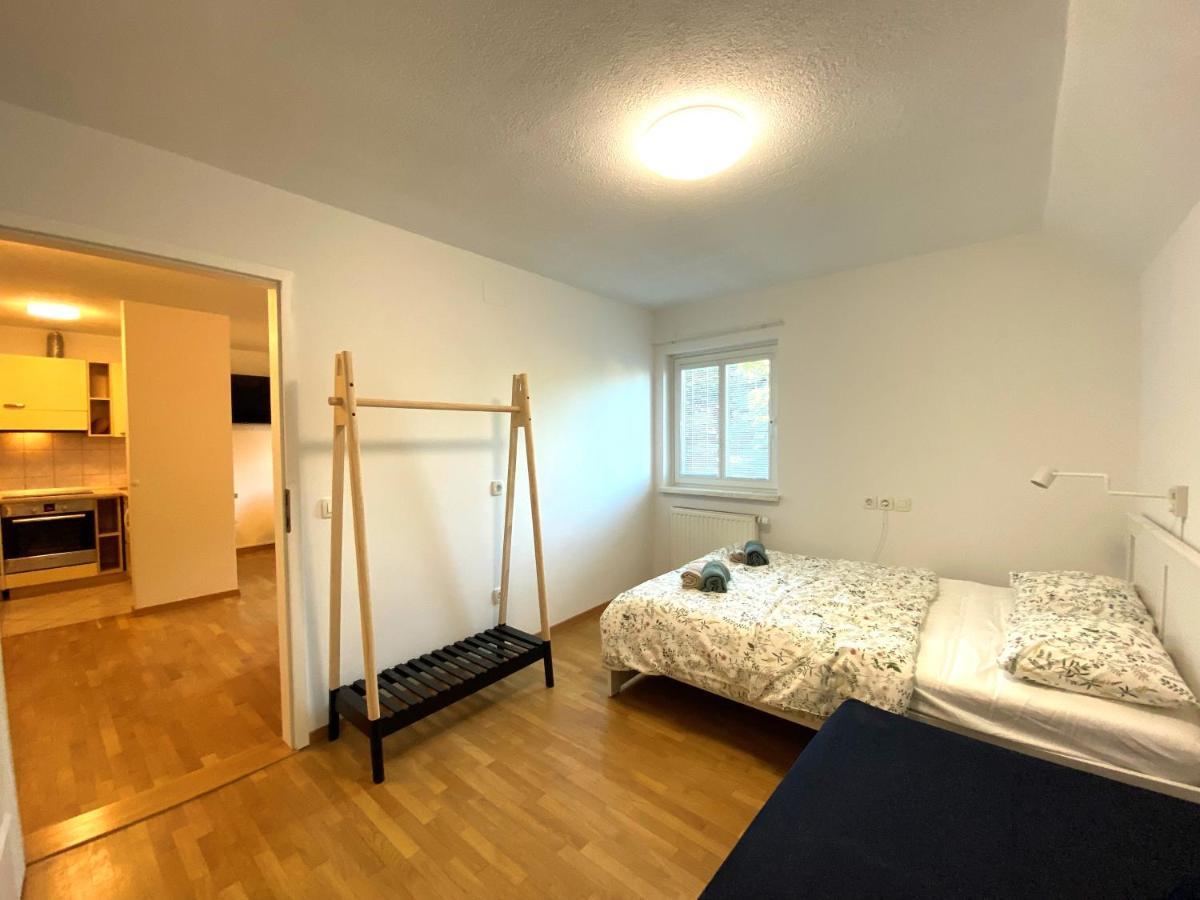 Apartman Above